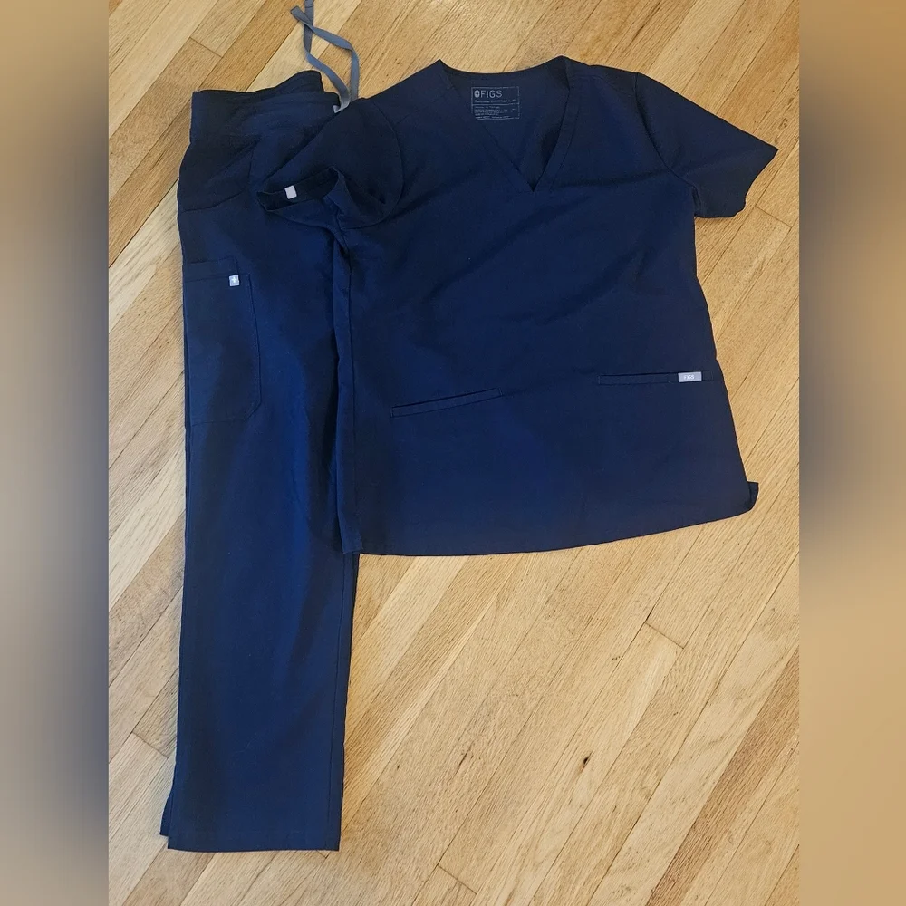 Figs Technical Collection Navy MEDIUM - Picture 1 of 5